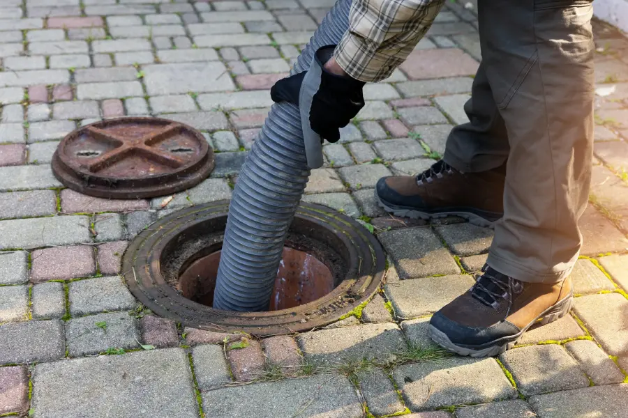 How Sewer Line Cleaning Reduces Odors In Homes in Texas City, TX How Sewer Line Cleaning Reduces Odors In Homes in Texas City, TX